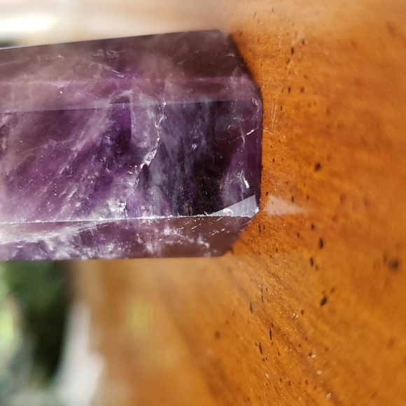 Little amethyst tower pyramid - Picture 7 of 9